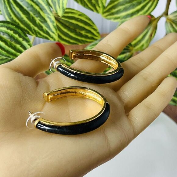 Kara Ross Black Label by Chico’s Ebony Resin Gold Tone Earrings Open Hoop NICE - Picture 7 of 10